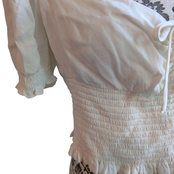 Aritzia Sunday Best Sinatra Blouse Coquette White Ruched Puff Sleeves Women's L - Picture 13 of 13